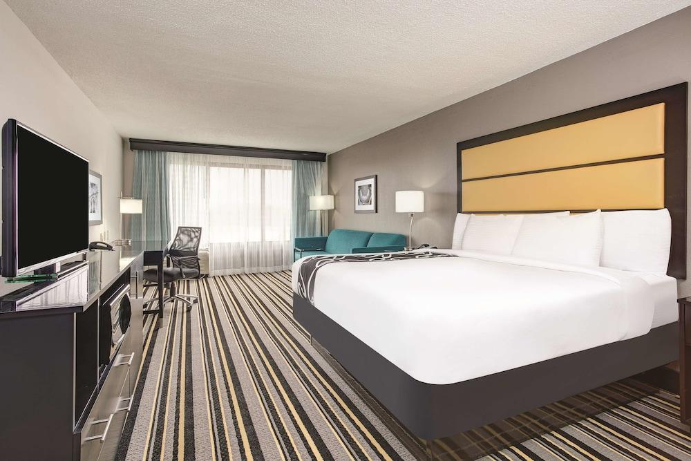 Oyo Townhouse Jackson - Ridgeland Hotell Exteriör bild
