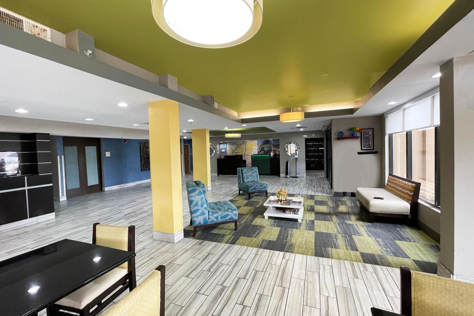 Oyo Townhouse Jackson - Ridgeland Hotell Exteriör bild