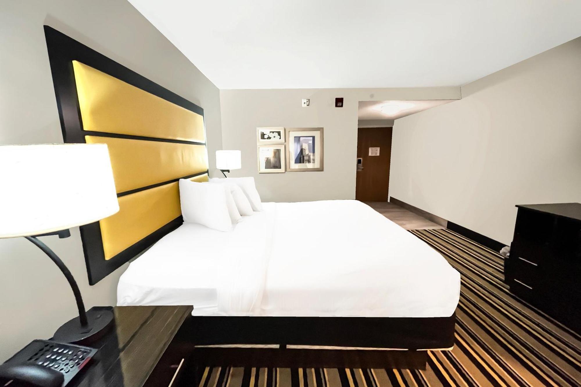 Oyo Townhouse Jackson - Ridgeland Hotell Exteriör bild