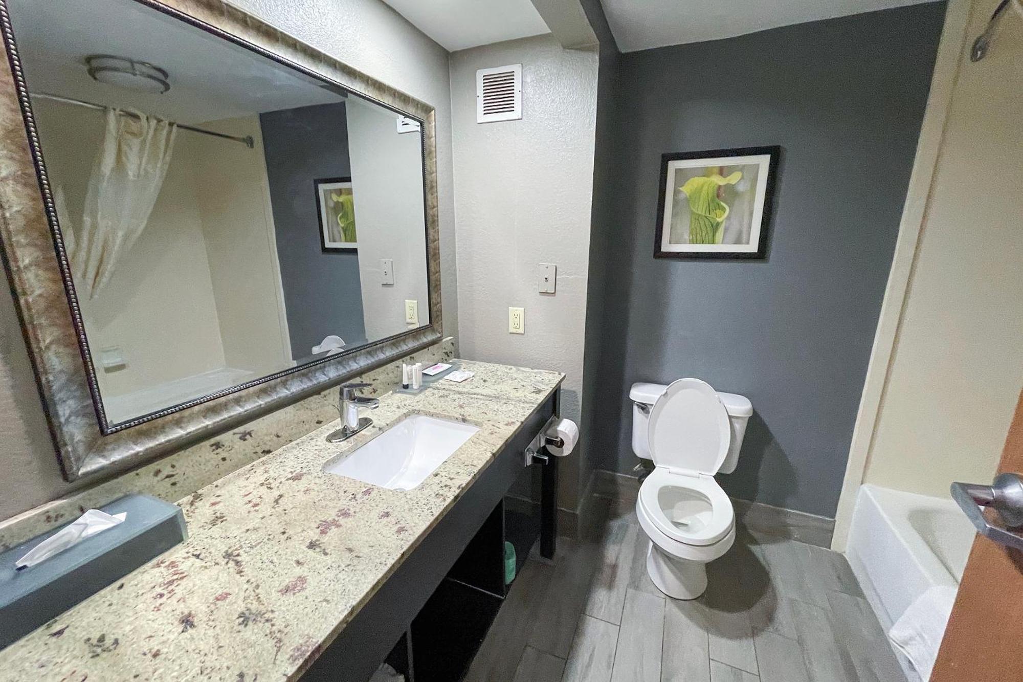 Oyo Townhouse Jackson - Ridgeland Hotell Exteriör bild