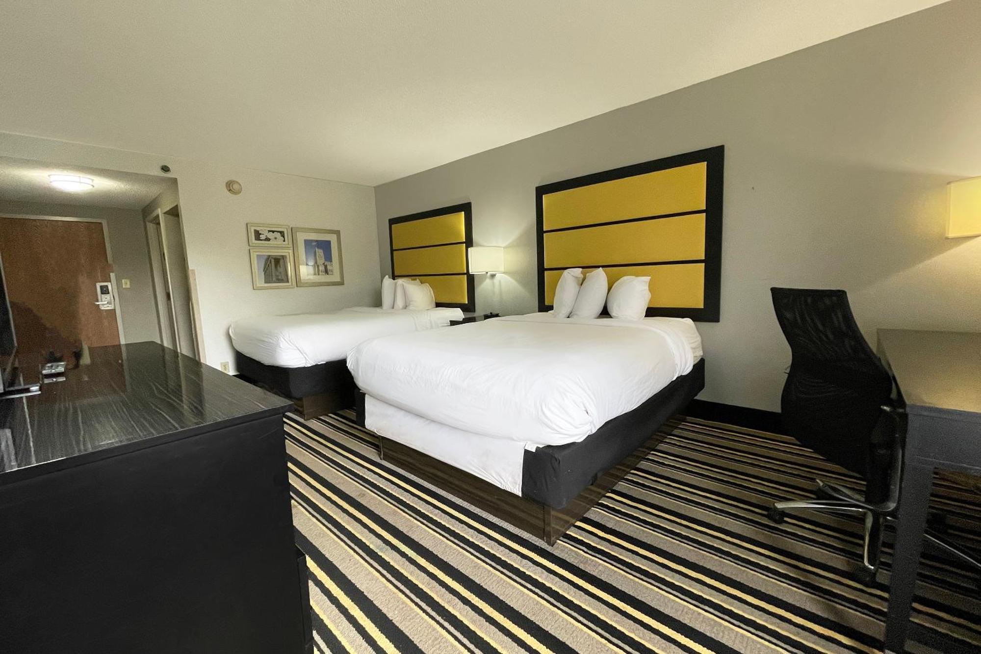 Oyo Townhouse Jackson - Ridgeland Hotell Exteriör bild