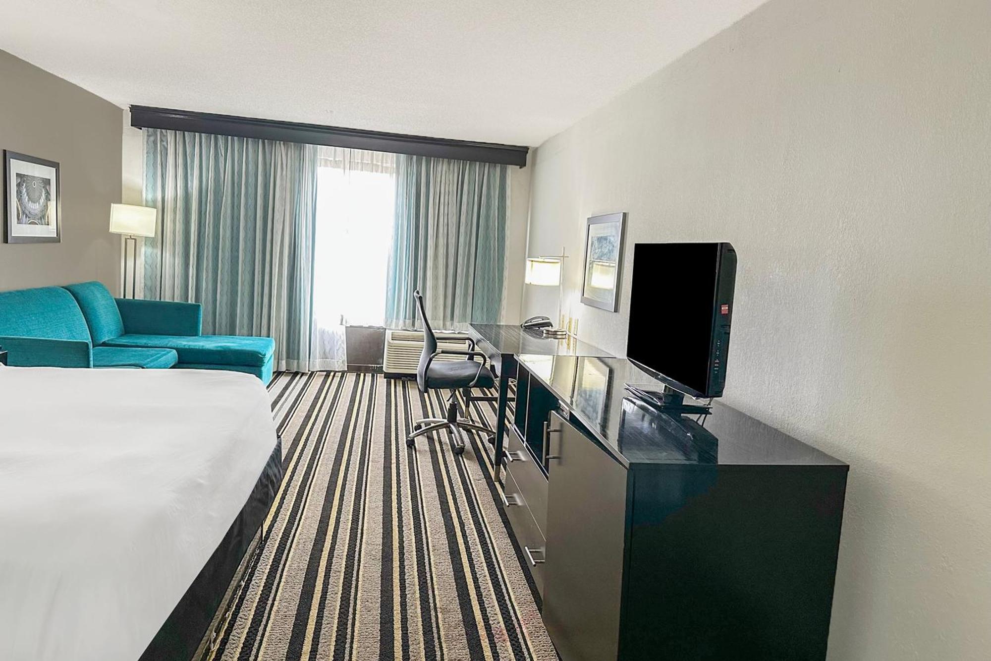 Oyo Townhouse Jackson - Ridgeland Hotell Exteriör bild