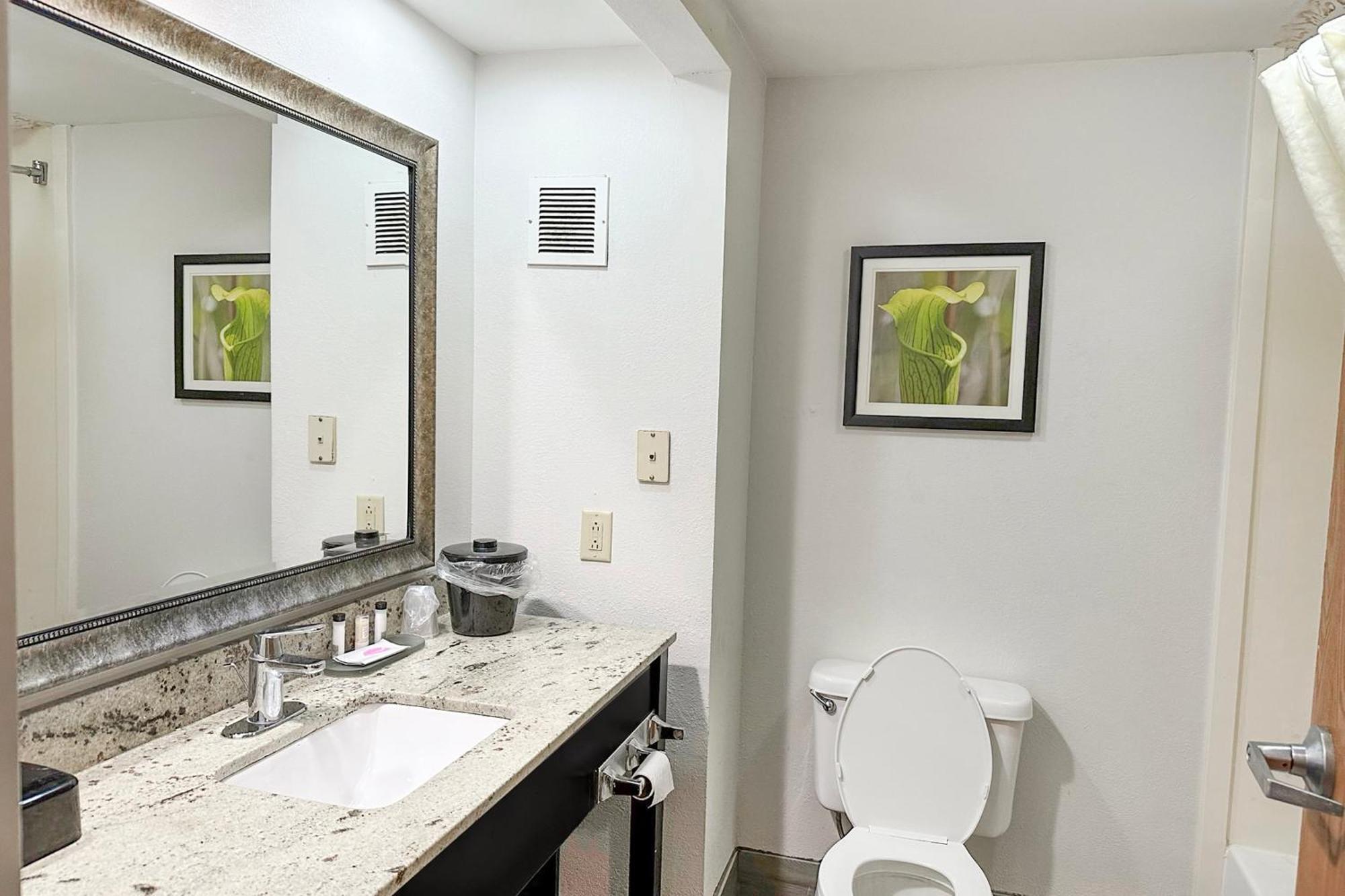 Oyo Townhouse Jackson - Ridgeland Hotell Exteriör bild