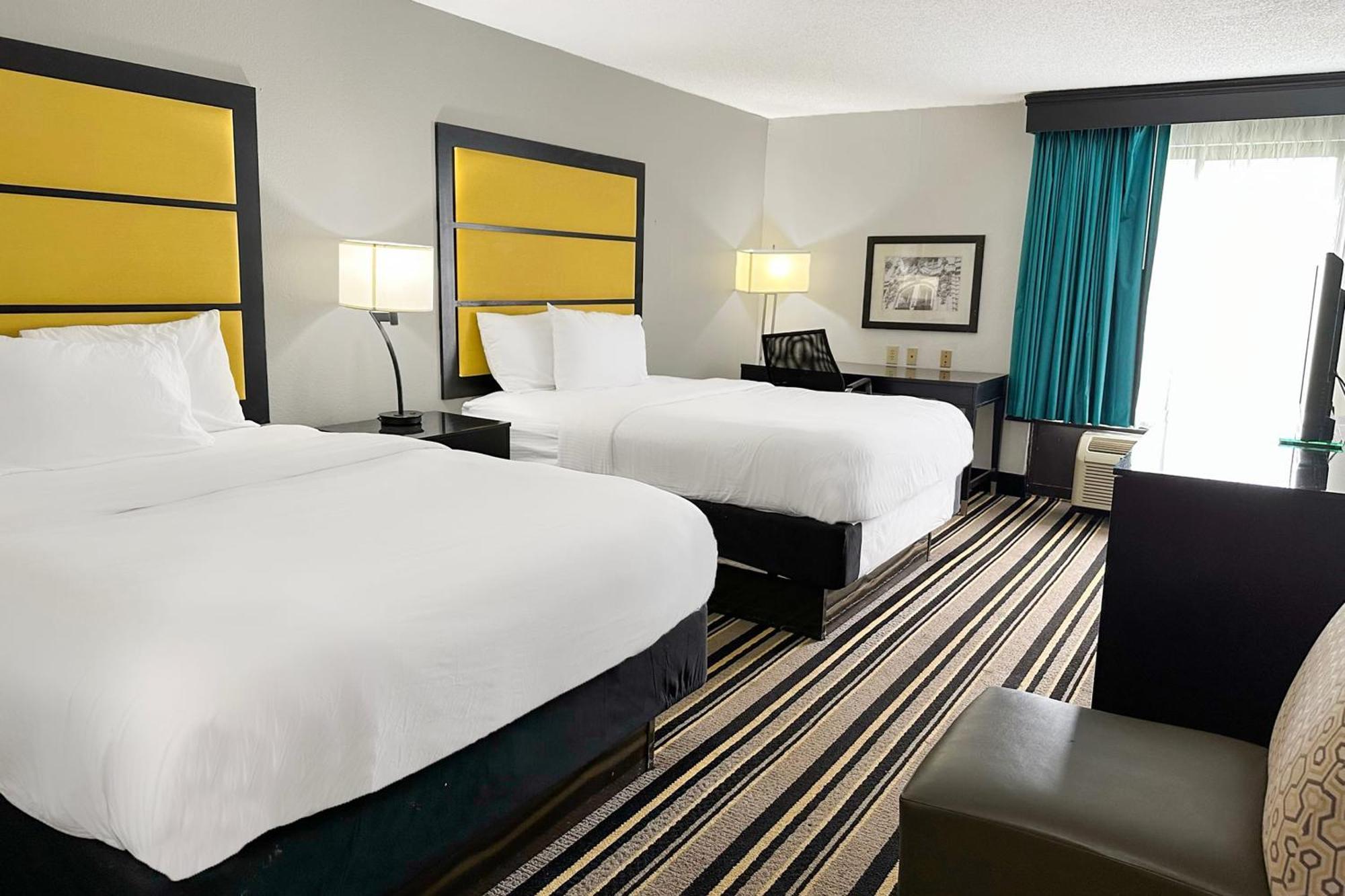 Oyo Townhouse Jackson - Ridgeland Hotell Exteriör bild