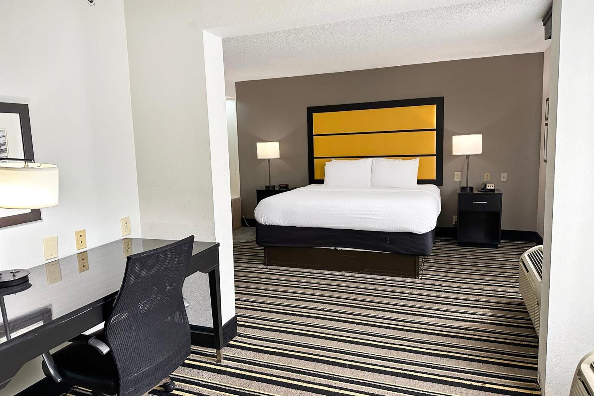 Oyo Townhouse Jackson - Ridgeland Hotell Exteriör bild